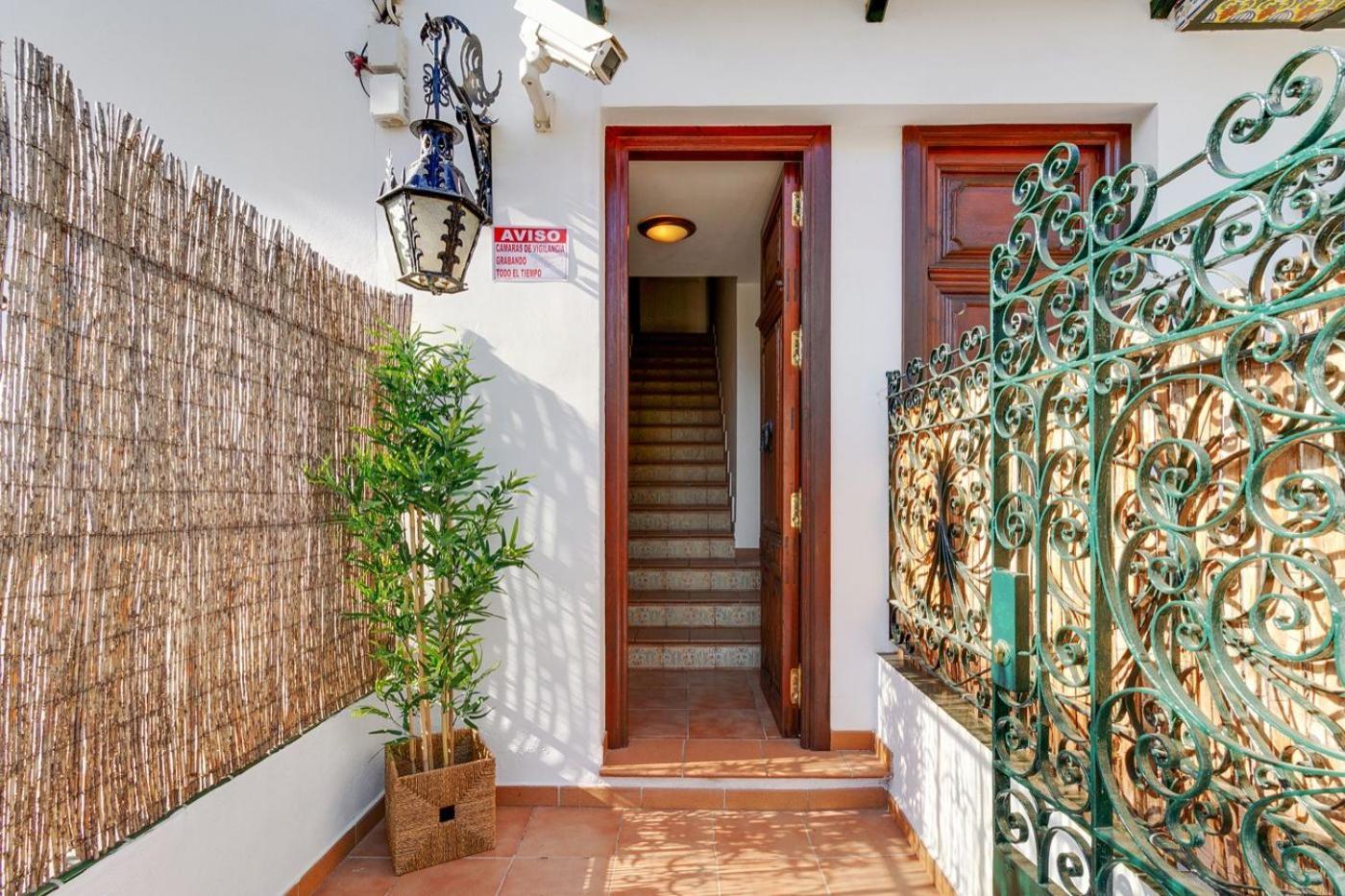 Casita En Pedregalejo Con Terraza