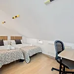Casita En Pedregalejo Con Terraza