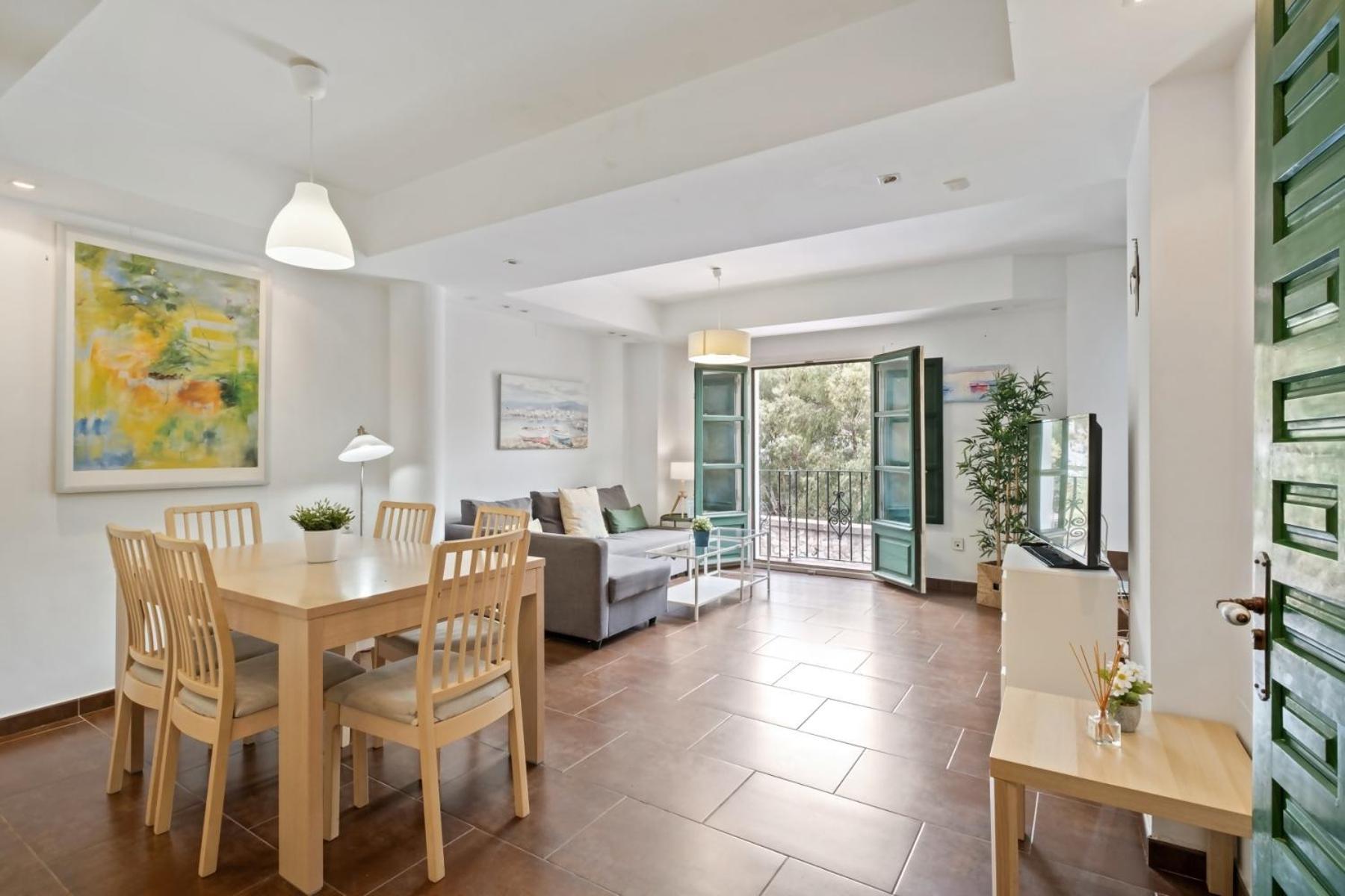 Casita En Pedregalejo Con Terraza